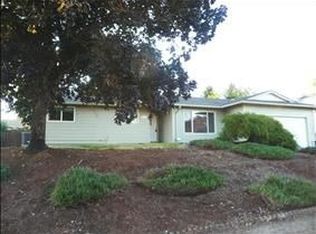 260 NE Fern Ave, Dallas, OR 97338