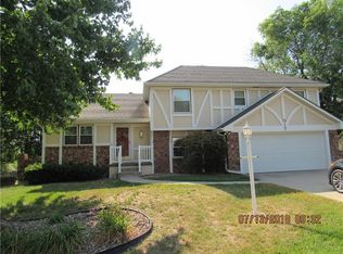 517 Southwood Ln, Saint Joseph, MO 64506