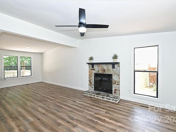 2nd image of 7925 Marin Dr