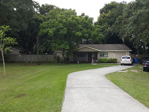 House/Driveway