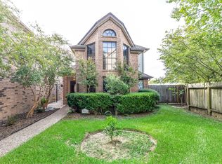 18242 Vinland Dr, Houston, TX 77058