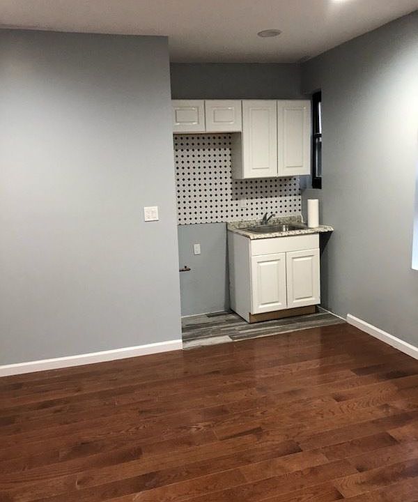 1st image of 14011 Ash Ave APT 3H