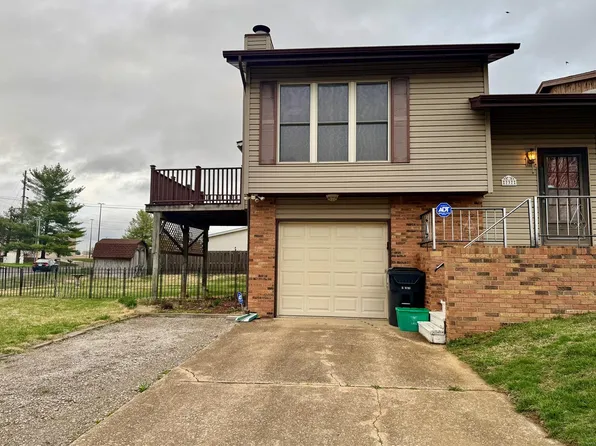 737 Vicksburg Dr, Belleville, IL 62221