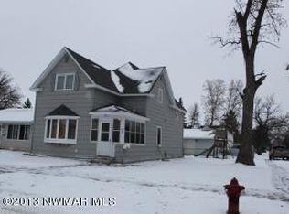 422 Kendall Ave S, Thief River Falls, MN 56701