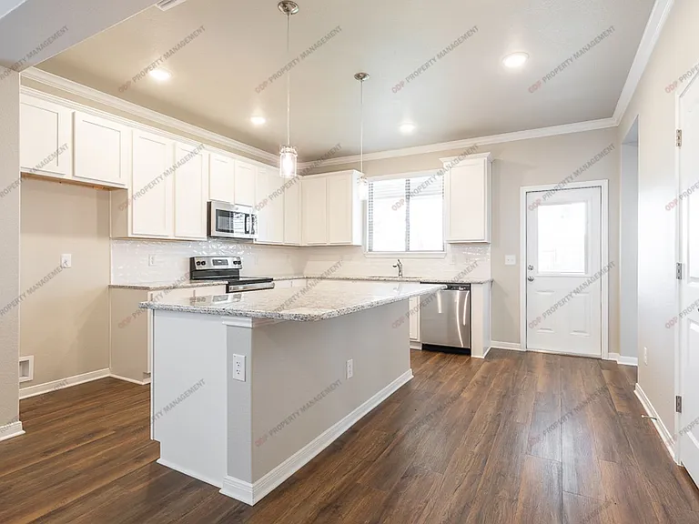 624 Ripplewood Dr — Photo 14