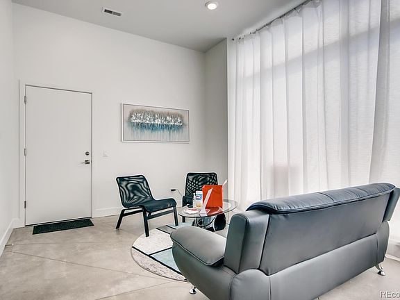5th image of 2835 W 24th Ave Unit 102
