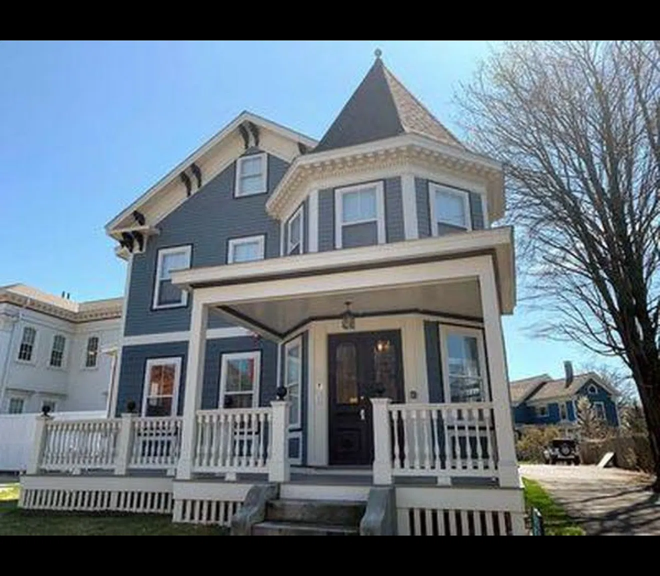 4 bed, $3,400 — Photo 1