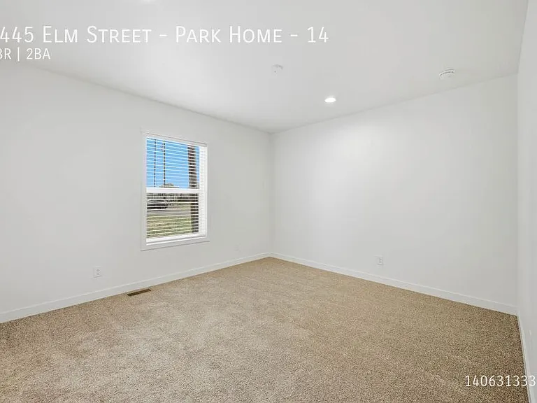 1445 Elm St #14 — Photo 10