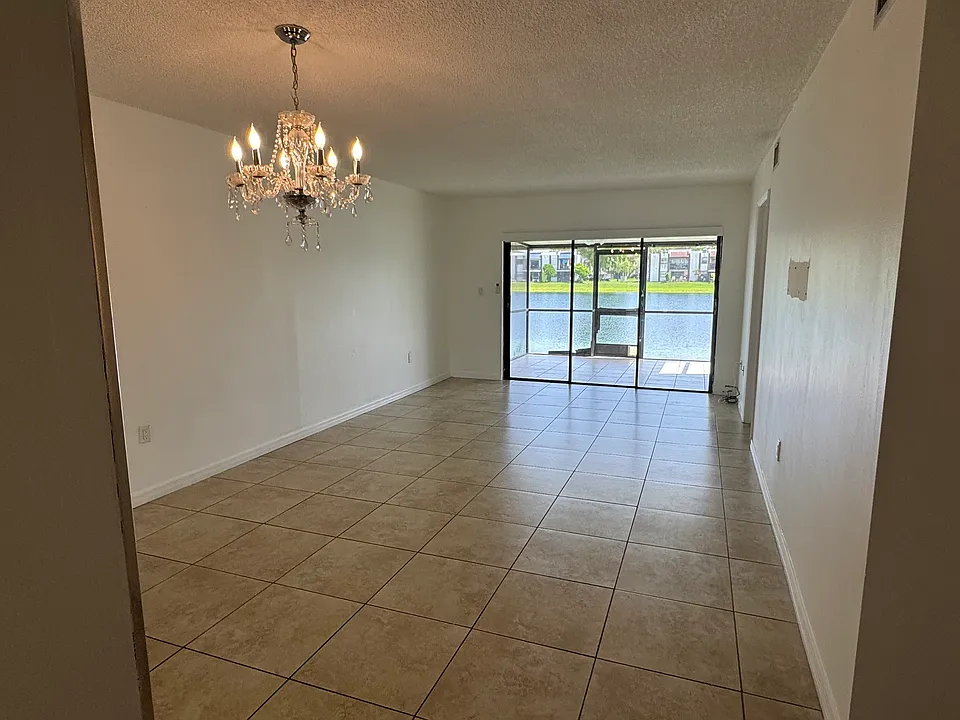 581 NW 107th Ave #102