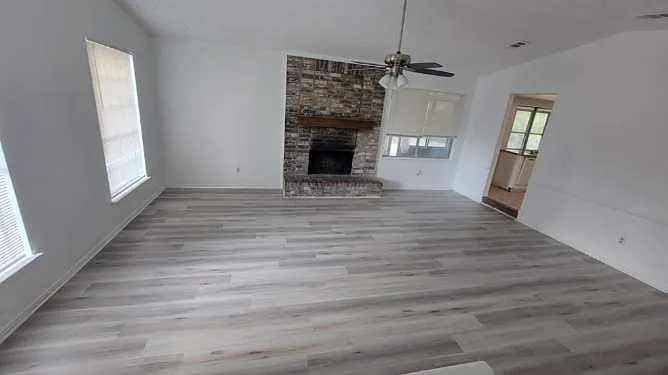 3 bed, 1562 sqft, $1,995 — Photo 3