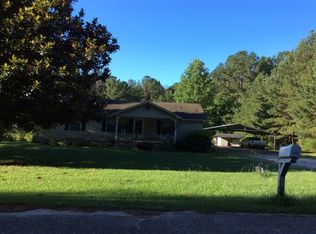 637 Ramsey Rd, Rainbow City, AL 35906