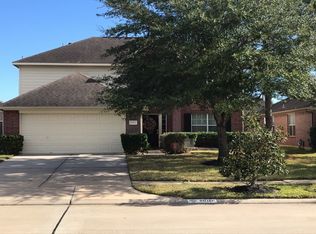 20118 E Lakebridge Ln, Richmond, TX 77407