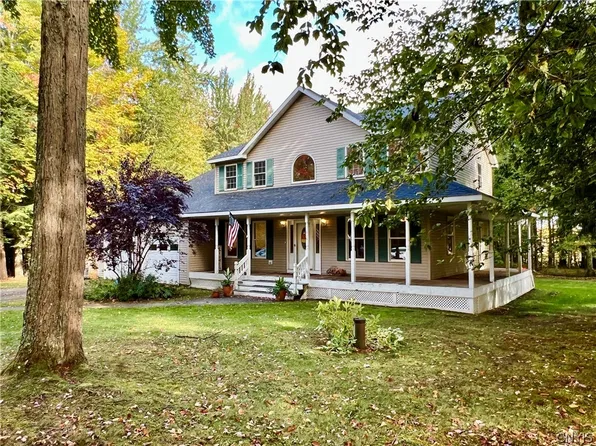 316 Baratier Rd, Hastings, NY 13076