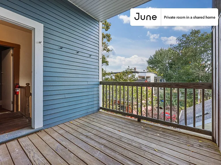 258 Prospect St #C — Photo 14