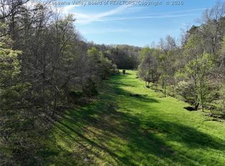 1784 Herdman Rd, Leon, WV 25123
