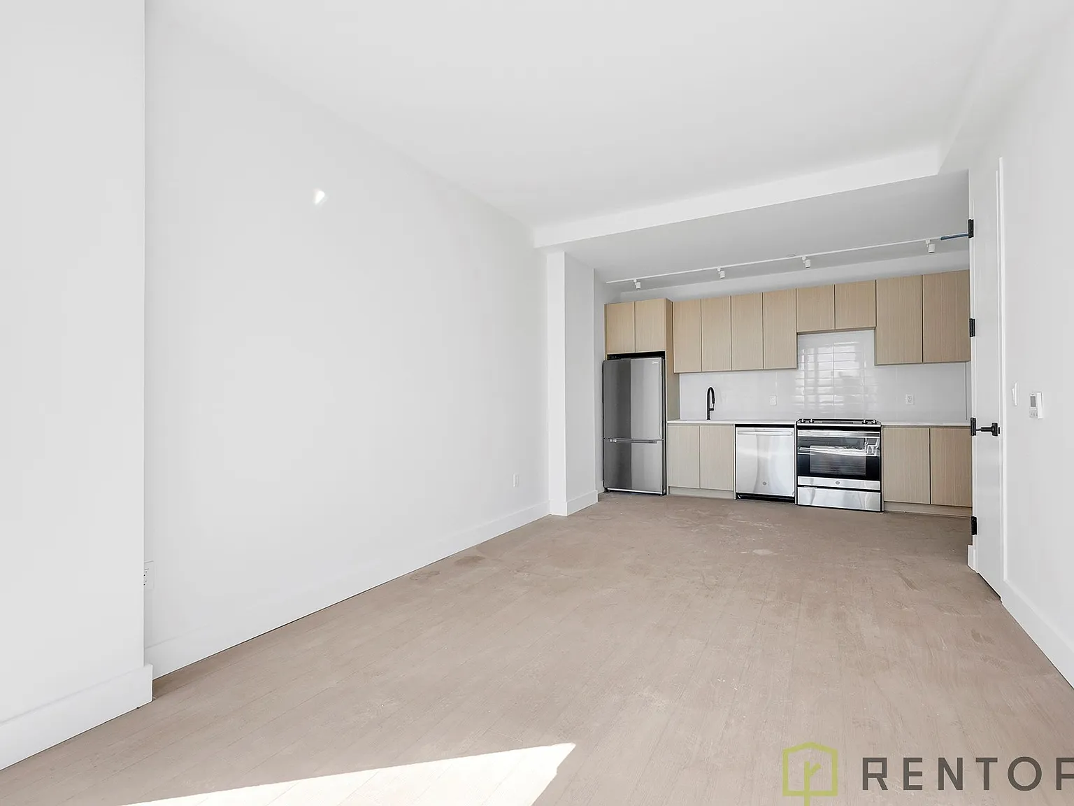 1634 Flatbush Avenue — Photo 3
