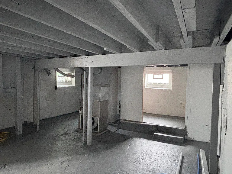 857 Broadway Ave #1 — Photo 10