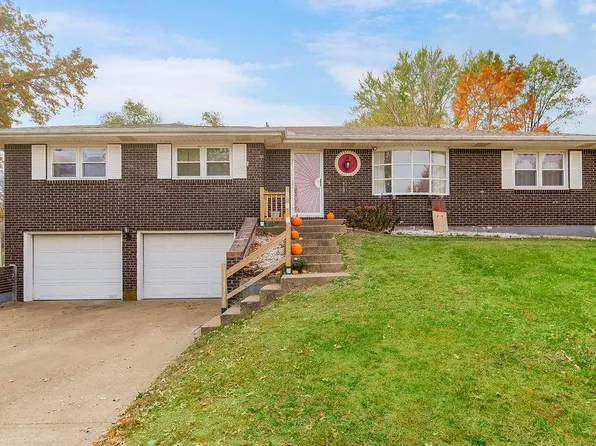 1303 NE 77th St, Gladstone, MO 64118