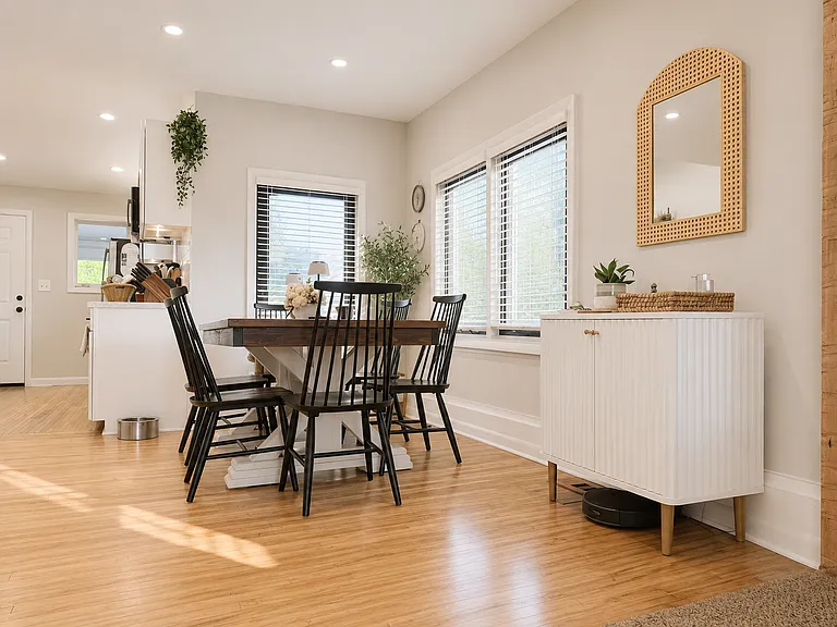 S92W23055 Milwaukee Ave — Photo 3