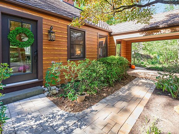 3rd image of 2670 Stowe Ct
