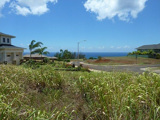 3rd image of Kakela Makai Dr Lot 7