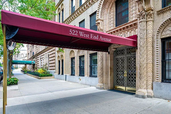 Rented by Sotheby's International Realty | media 8