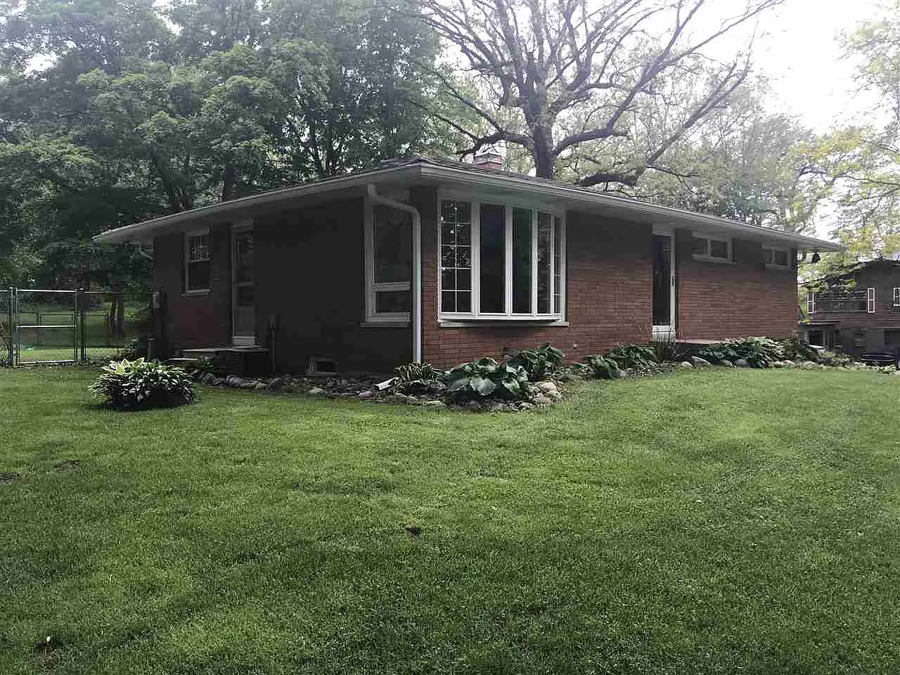24680 Adams Rd photo 1