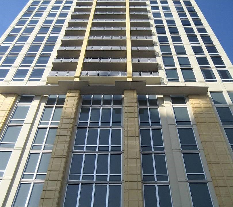 1st image of 700 N Larrabee St #48
