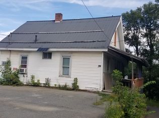 39 Spring St, Caribou, ME 04736