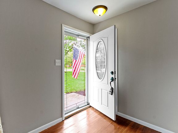 5th image of 5846 Linton Ln