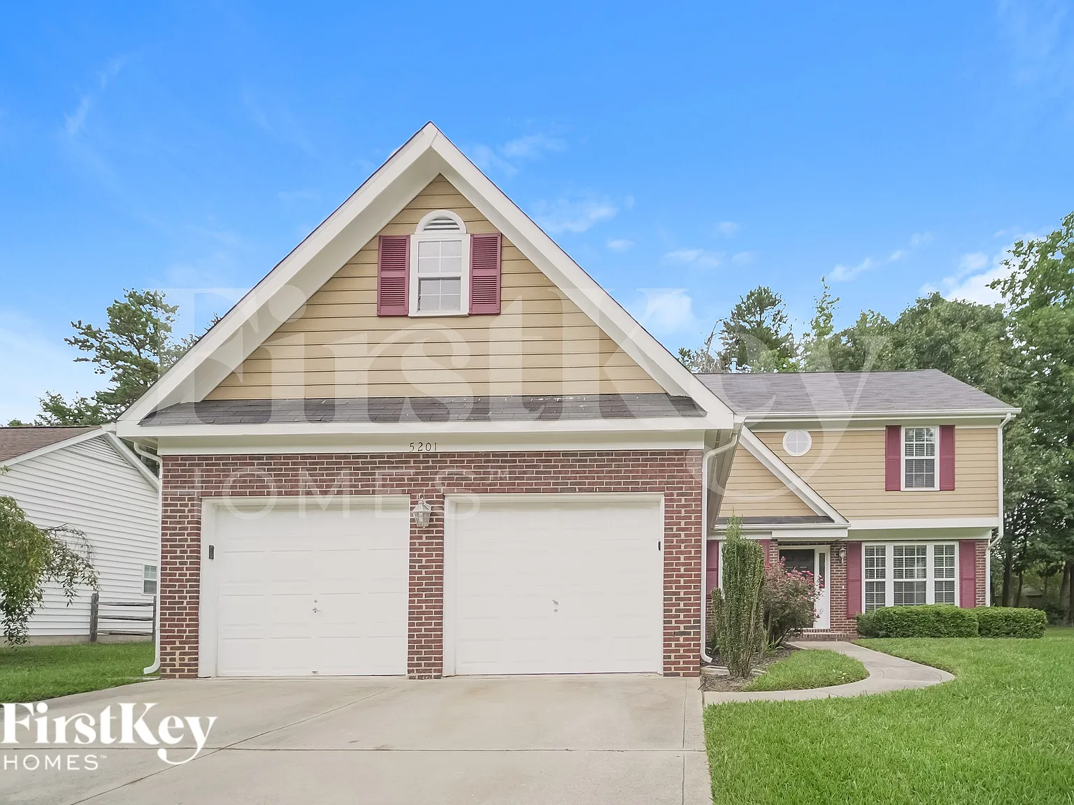 4 bed, 2.5 bath, 2087 sqft, $2,610 — Photo 2