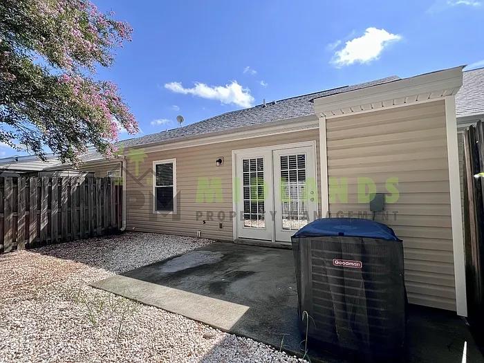 202 Elders Pond Cir — Photo 38