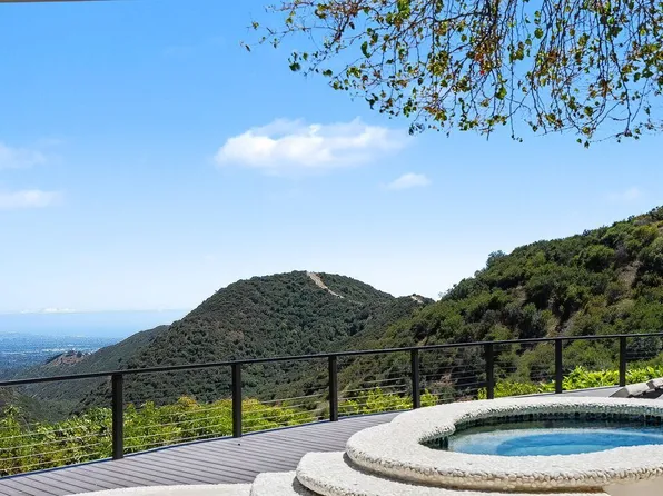 12608 Promontory Rd, Los Angeles, CA 90049