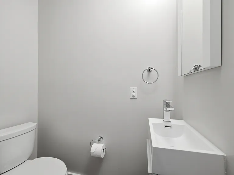 1302 S 20th St — Photo 24