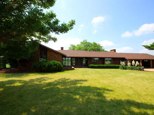 12165 N 850th Ave, Cambridge, IL 61238