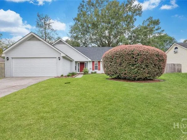314 Teal Lake Dr, Richmond Hill, GA 31324