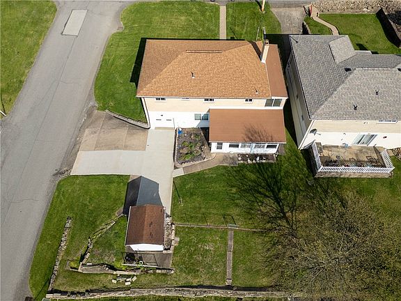 4th image of 583 Hillcrest Ave