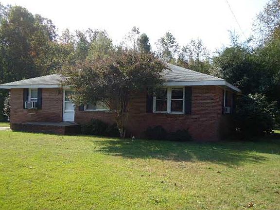 2nd image of 406 Susan Dr