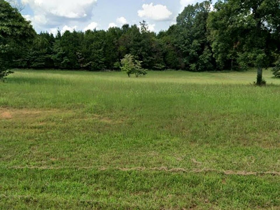 2nd image of 40 Hillstone Ct