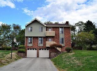 4717 Valleyfield Dr, Allison Park, PA