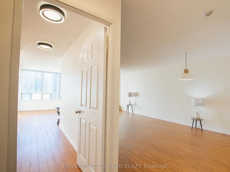 7 Bishop Ave #1604 — Photo 12