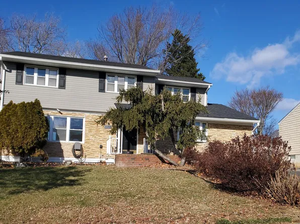 207 Welsford Rd, Fairless Hills, PA 19030