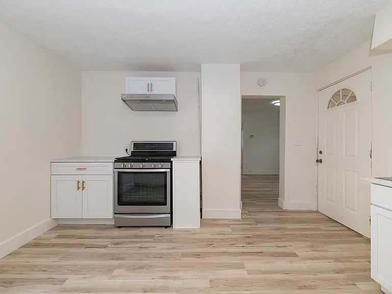 1036 Jackson St NW #2 — Photo 6