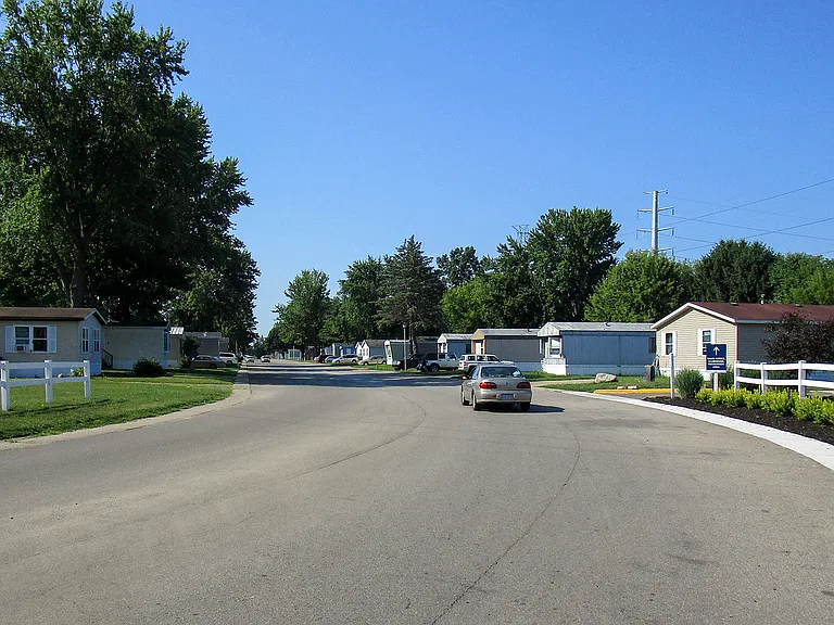 Pavilion Estates — Photo 5