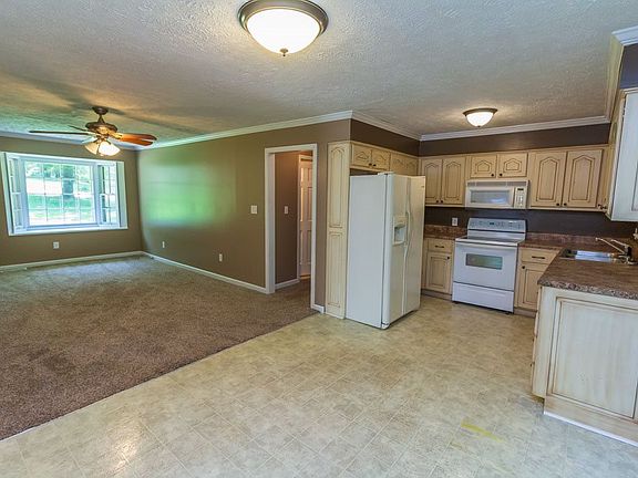 5th image of 120 N Oakwood Dr