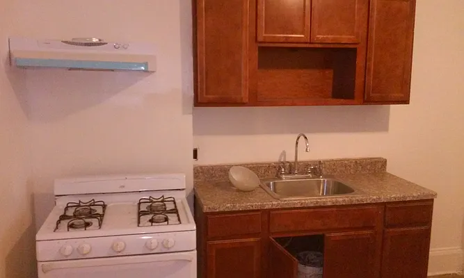 Rented by RBM Brokerage | media 7