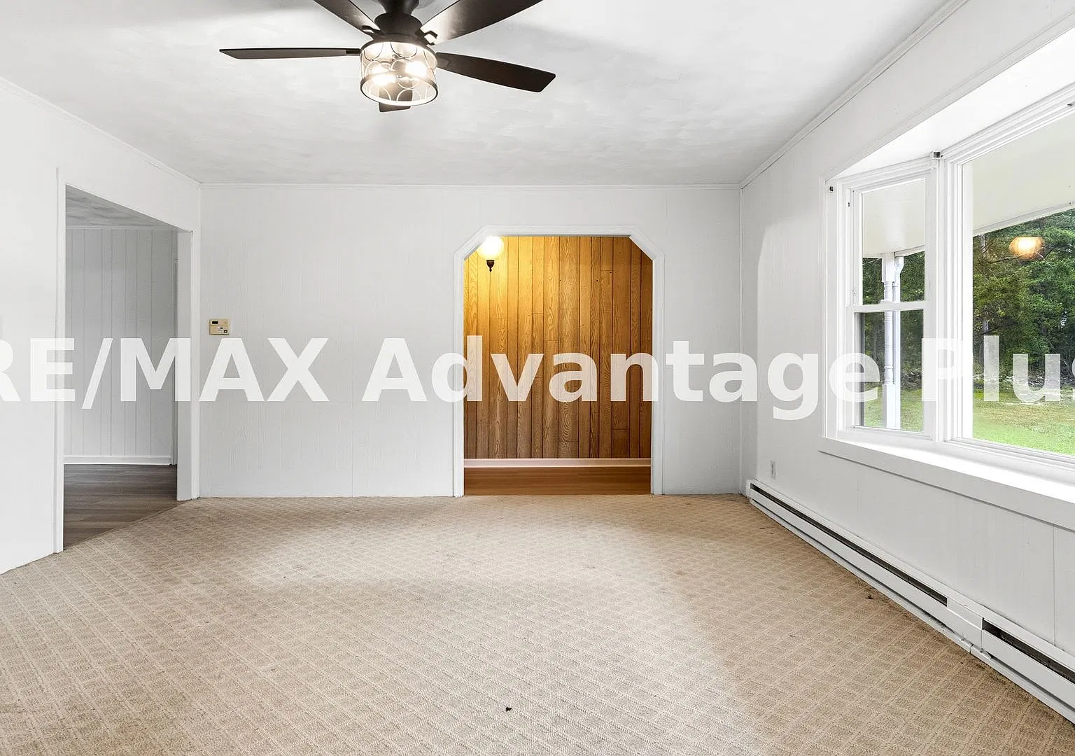 Charming 3-bedroom, 1.5-bath home in Buckingham — Photo 4