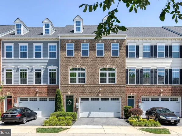 6006 Charles Xing, Ellicott City, MD 21043