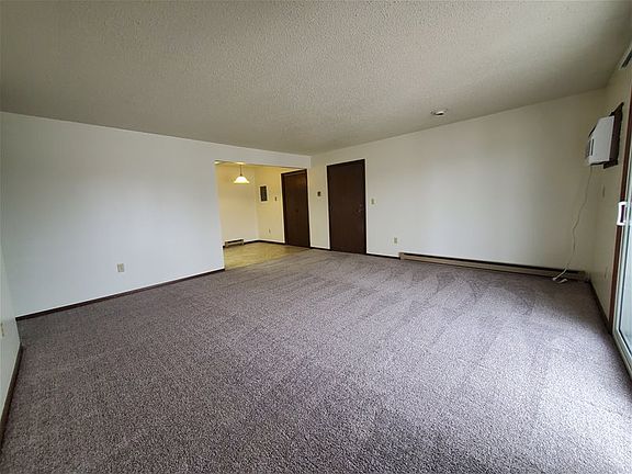 4th image of 2918 S 17th St APT 203