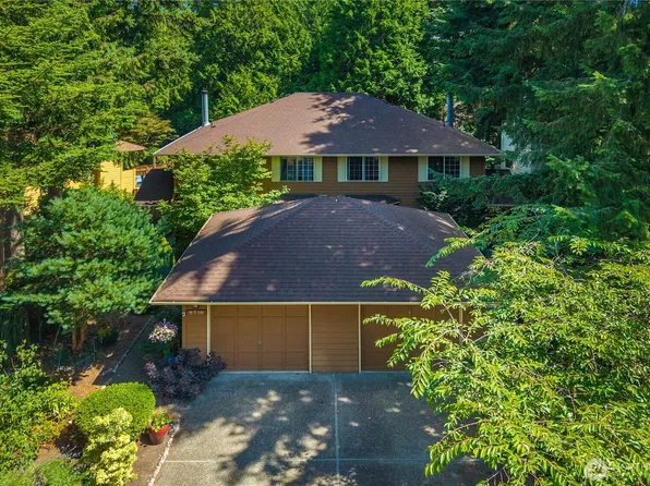 8512 137th Avenue NE, Redmond, WA 98052